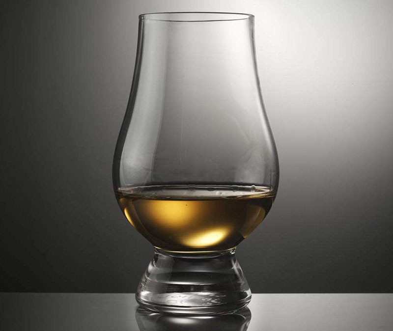 Vaso de whisky Glencairn